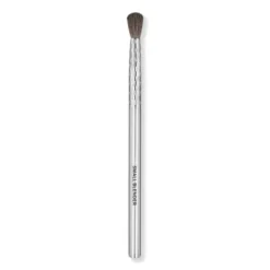 E02 Small Blender Brush MESAUDA